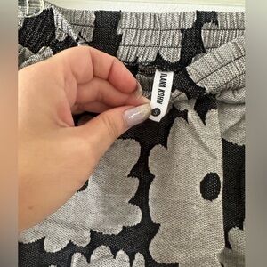 Ilana Kohn goose short